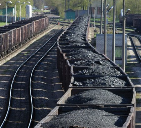 Украина пока не будет покупать уголь в России