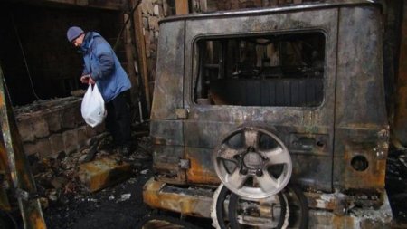 Последствия недавних обстрелов в Донецке (фото)