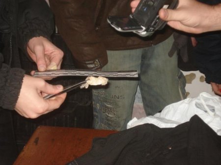В Херсонское СИЗО пытались пронести бинт пропитанный наркотиками (фото)