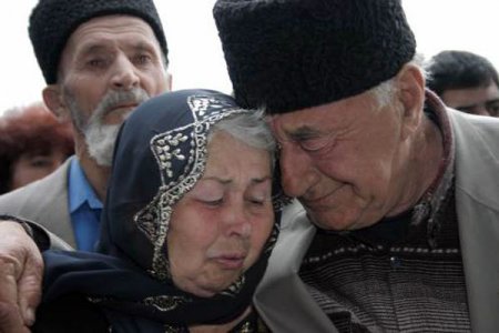 В Крыму вынуждают татар покинуть полуостров "добровольно"