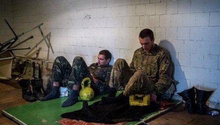 Освобожденных из плена бойцов батальона "Миротворец" встретили в Киеве