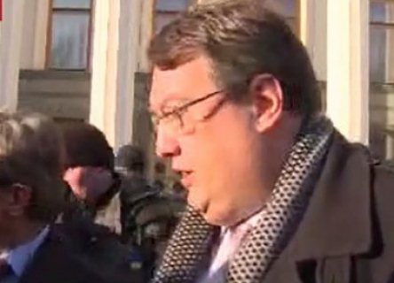 Геращенко: Одной из задач Мининформа будет организация спутникового вещания на Крым и РФ