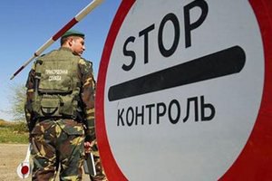 Российские фуры стоят в очереди на белорусской границе
