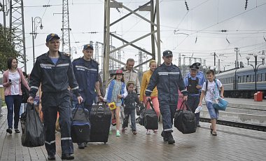 За сутки зону АТО покинули более 7200 человек За сутки зону АТО покинули более 7200 человек