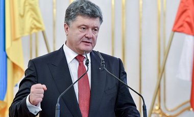 Порошенко: Украина пока не будет просить членства в НАТО