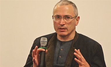 Причина кризиса в России в недоверии власти - Ходорковский