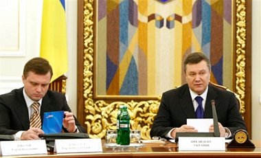 Янукович: Подозреваю, что за разгоном Майдана стоит Левочкин