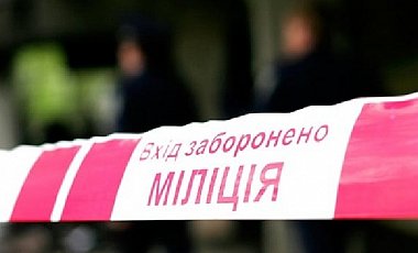 В Киеве в группу народных депутатов кинули гранату