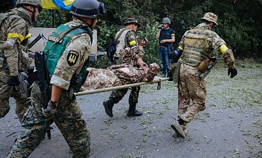 В зоне АТО работают более 1200 военных врачей - Минобороны В зоне АТО работают более 1200 военных врачей - Минобороны