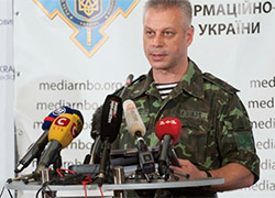 СНБО Украины: Россия продолжает отправку техники и боевиков в Донбасс