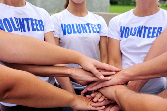 Комитет ВР предлагает предоставить право организациям осуществлять волонтерскую деятельность без ограничений