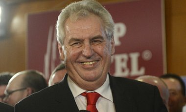 Скандальный президент Чехии обозвал своих оппонентов Скандальный президент Чехии обозвал своих оппонентов