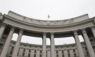 Москва должна освободить украинских политических заложников - МИД