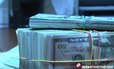 Выйти из сумрака: победит ли Кабмин Яценюка зарплаты в конвертах Выйти из сумрака: победит ли Кабмин Яценюка зарплаты в конвертах