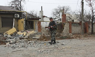 Террористы разграбляют дома в Донецке - ИС