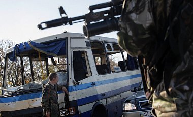 Террористы разбивают стекла в машинах с тонировкой - Тымчук Террористы разбивают стекла в машинах с тонировкой - Тымчук
