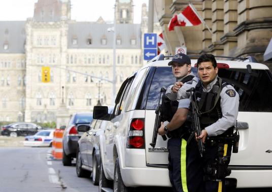 В Канаде мужчина убил восемь человек и покончил с собой