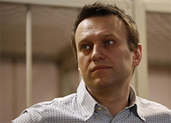 Суд отказался помещать Навального под стражу