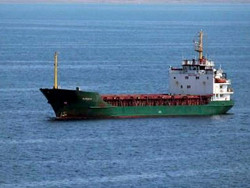 Береговая охрана Италии предотвратила крушение судна с 600 нелегалами