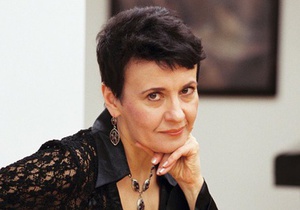 О.Забужко: в следующем году легче не будет