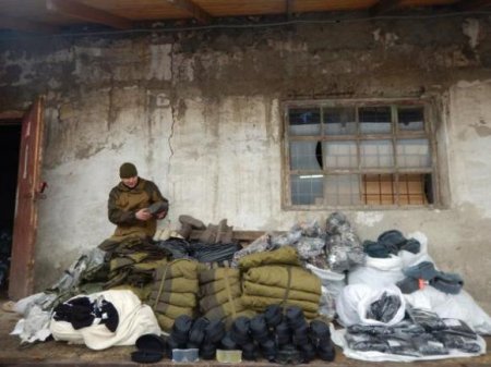 «Конвой Путина» привез в Донбасс оружие и военную амуницию