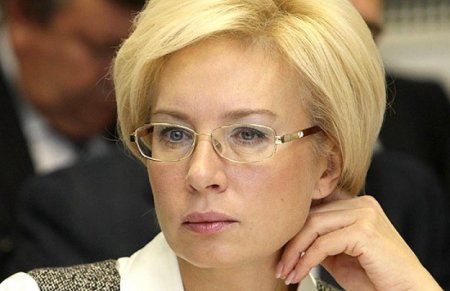 Денисова заявляет, что ее утвердили на должность министра Кабинета министров