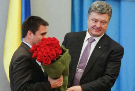 Порошенко предлагает Раде оставить Полторака и Климкина на своих постах в Кабмине Порошенко предлагает Раде оставить Полторака и Климкина на своих постах в Кабмине