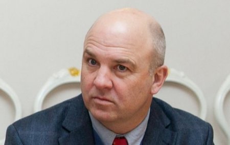Комиссар Совета Европы Муйжниекс после визита в Киев намерен посетить Донбасс