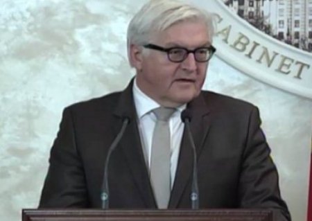 Штайнмайер призывает к выполнению пункта Минского протокола о линии разъединения
