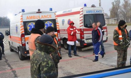 В Луганской обл. за минувшие сутки в результате обстрелов ранены два военнослужащих и два мирных жителя, - МВД
