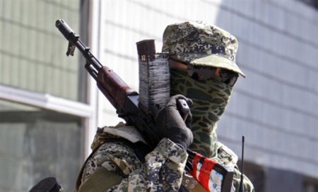 Террористы в Старобешево готовят танковые экипажи и наводчиков "Смерчей" и "Градов" - пресс-центр АТО