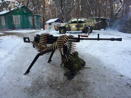 Украинский спецназ отбил у террористов российский пулемет (Фото)