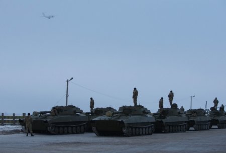 Бойцы АТО получили танки, БТР, САУ и вертолеты (фото) Бойцы АТО получили танки, БТР, САУ и вертолеты (фото)