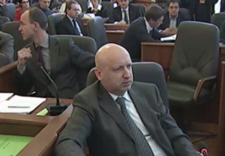 Рада уже завтра должна рассмотреть отмену внеблокового статуса Украины, - Турчинов Рада уже завтра должна рассмотреть отмену внеблокового статуса Украины, - Турчинов