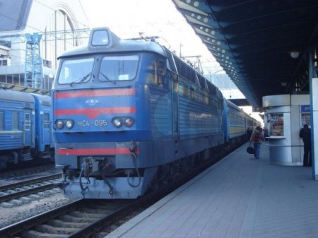 "Укрзализныця" отменила курсирование поезда Мариуполь-Севастополь с 14 декабря