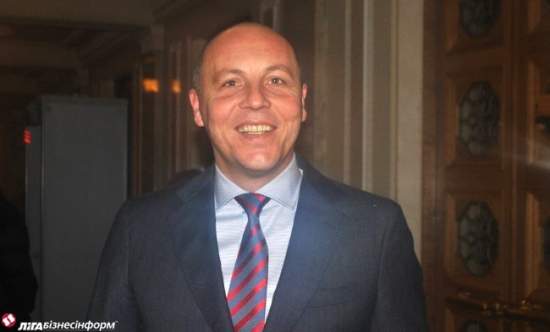 Парубий: Наша задача - держать фронт, а Путина победят санкции