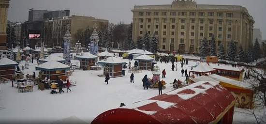 В Харькове собралось народное вече, активисты планируют шествие к СБУ