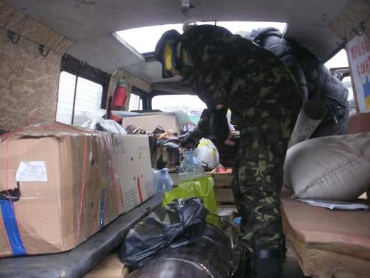Жители Николаевщины передали бойцам в зону АТО два переоснащенных автомобиля