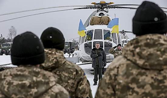 Порошенко отдал два президентских самолета армии