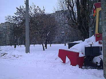 «Рельсы утрамбованы по самое «немогу», - николаевцы уверены, что для пуска трамваев после снегопада нужна тяжелая техника