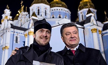 Порошенко: О Новом годе известят колокола Михайловского собора