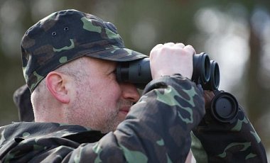 Турчинов проверит готовность сил АТО к отражению атак боевиков
