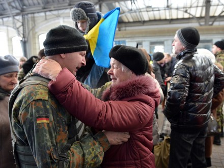 Во Львов из зоны АТО вернулись 350 бойцов 15:16 Посол Украины в Германии и представитель МИД вылетели в Берлин 15:08 Во Львове состоится рейд по неправильной парковке в центре города