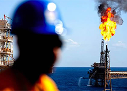 Цена на нефть марки Brent упала ниже $54 за баррель