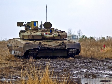 В Донецке элитное танковое подразделение России вступило в бой с украинскими танками "Оплот"
