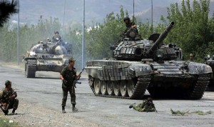 На окраинах Донецка появились танки террористов