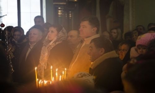 Порошенко принял участие в Рождественском богослужении в монастыре Ивано-Франковской области