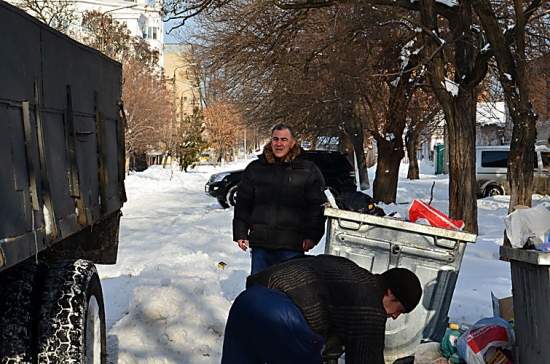 «За два-три дня проблему решат», - мэр Николаева пообещал наладить вывоз мусора из города