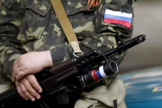 В "ДНР" заявили, что силы АТО 15 раз нарушали перемирие в новогоднюю ночь