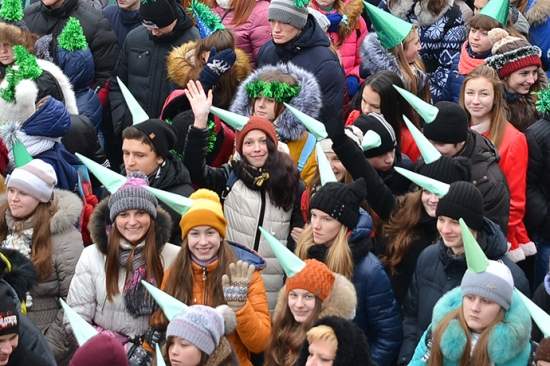 600 гомельчан создали гигантскую елку